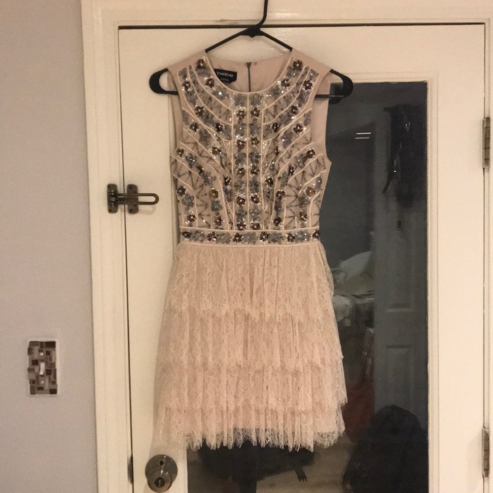 Bebe blush Dress